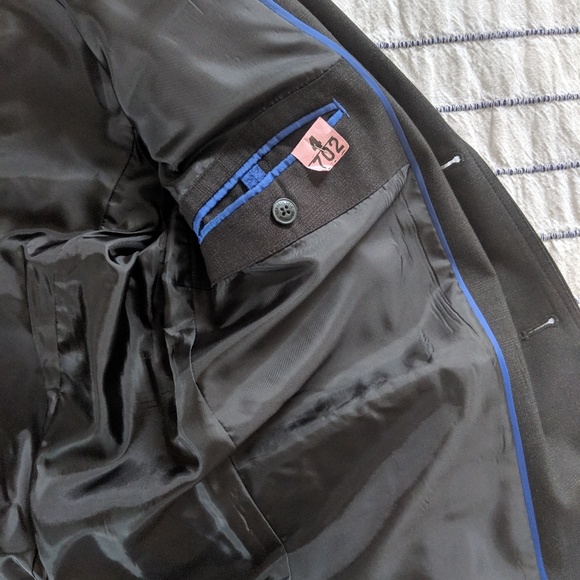 Kenneth Cole Men's Sport Coat - Picture 2 of 6